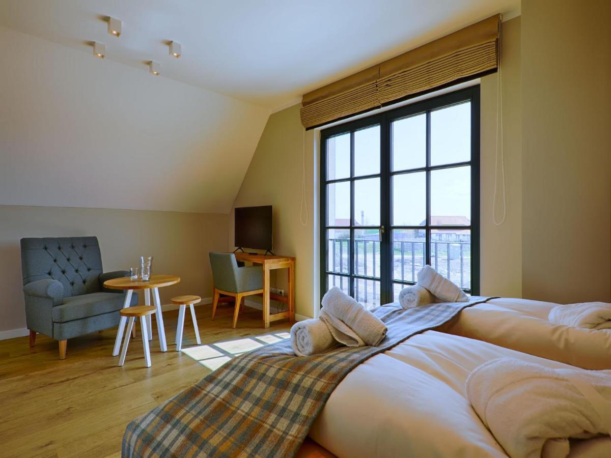 Reetland Am Meer - Premium Reetdachvilla Mit 3 Schlafzimmern, Sauna Und Kamin F23 드란스케 외부 사진
