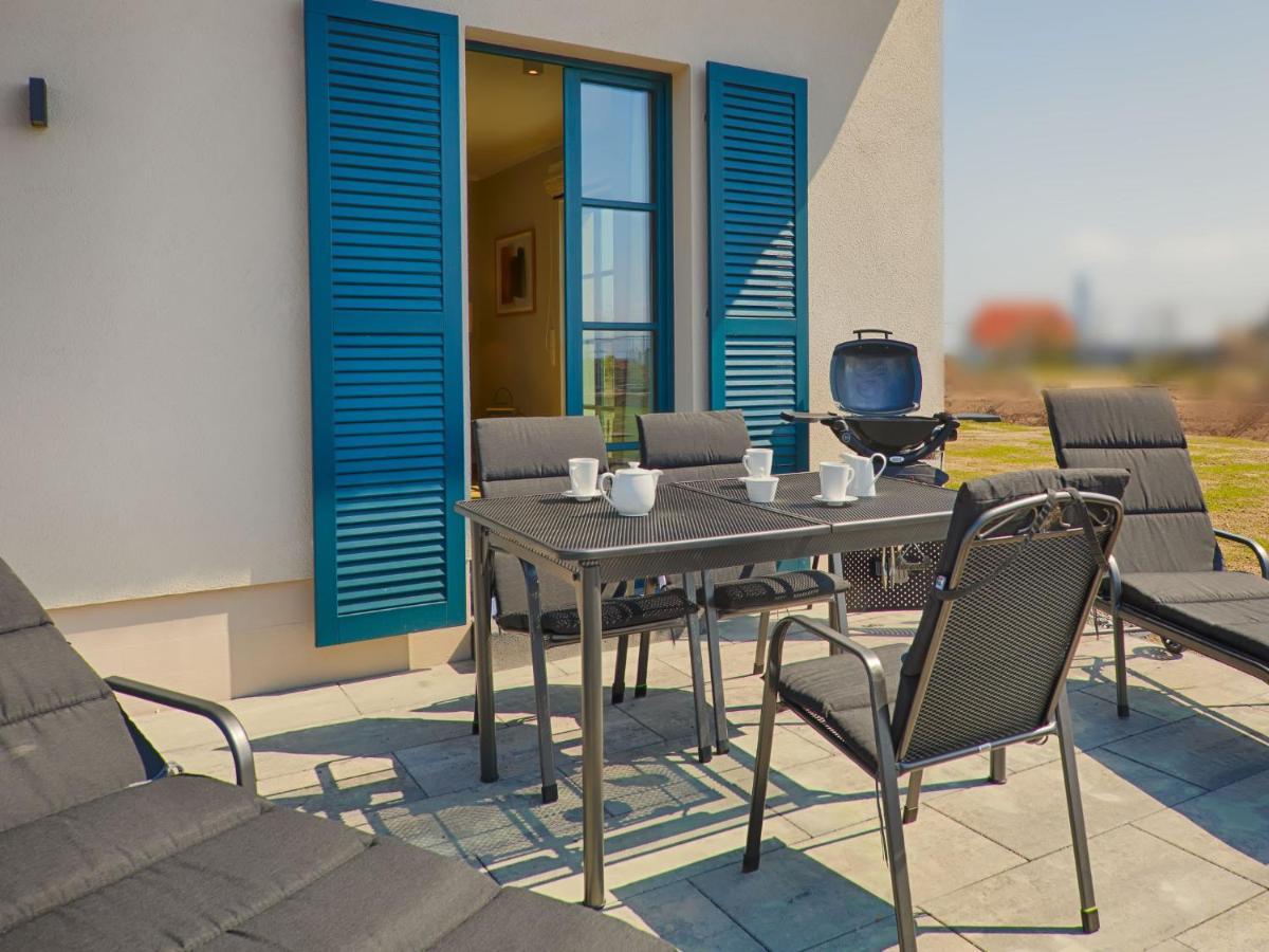 Reetland Am Meer - Premium Reetdachvilla Mit 3 Schlafzimmern, Sauna Und Kamin F23 드란스케 외부 사진