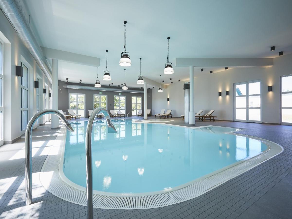 Reetland Am Meer - Premium Reetdachvilla Mit 3 Schlafzimmern, Sauna Und Kamin F23 드란스케 외부 사진